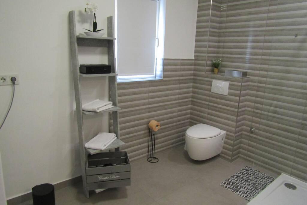 Apartman Megi & Studio Apartman Tomi - Self Check In Krapina Buitenkant foto