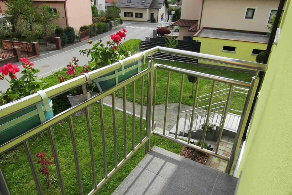 Apartman Megi & Studio Apartman Tomi - Self Check In Krapina Buitenkant foto